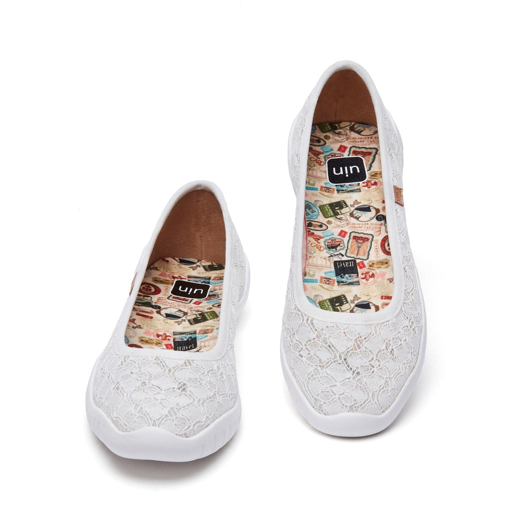 UIN Women White Lace Minorca III Women Canvas loafers